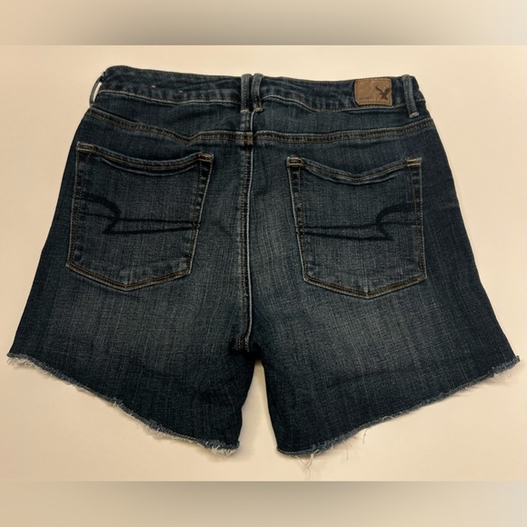 American Eagle Sky High Shortie Cuffed Raw Hem Shorts Size 12 *Run Small 8 - Picture 3 of 16
